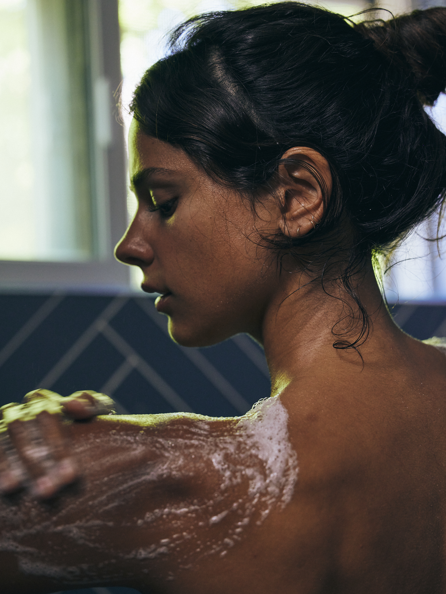SALT & STONE BODY WASH NEROLI & BASIL