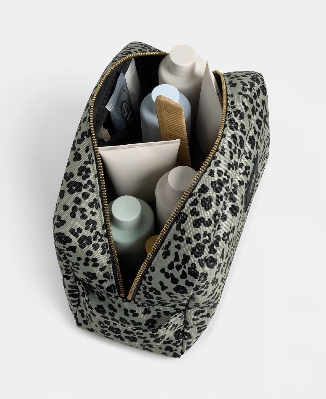 WOUF STEEL ROAR LARGE TOILETRY BAG