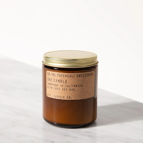 P.F. CANDLE & CO. NO.19 PATCHOULI SWEETGRASS