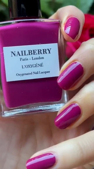 NAILBERRY NAIL LACQUER RASPBERRY - OXY FUSCHIA RED