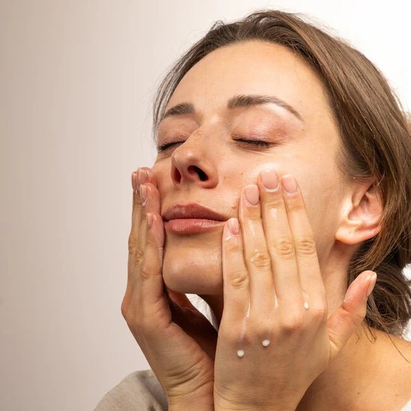BEPURE CALMING MILK FACE CLEANSER
