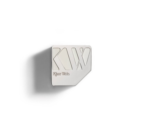 Iconic Edition Packaging Cheek