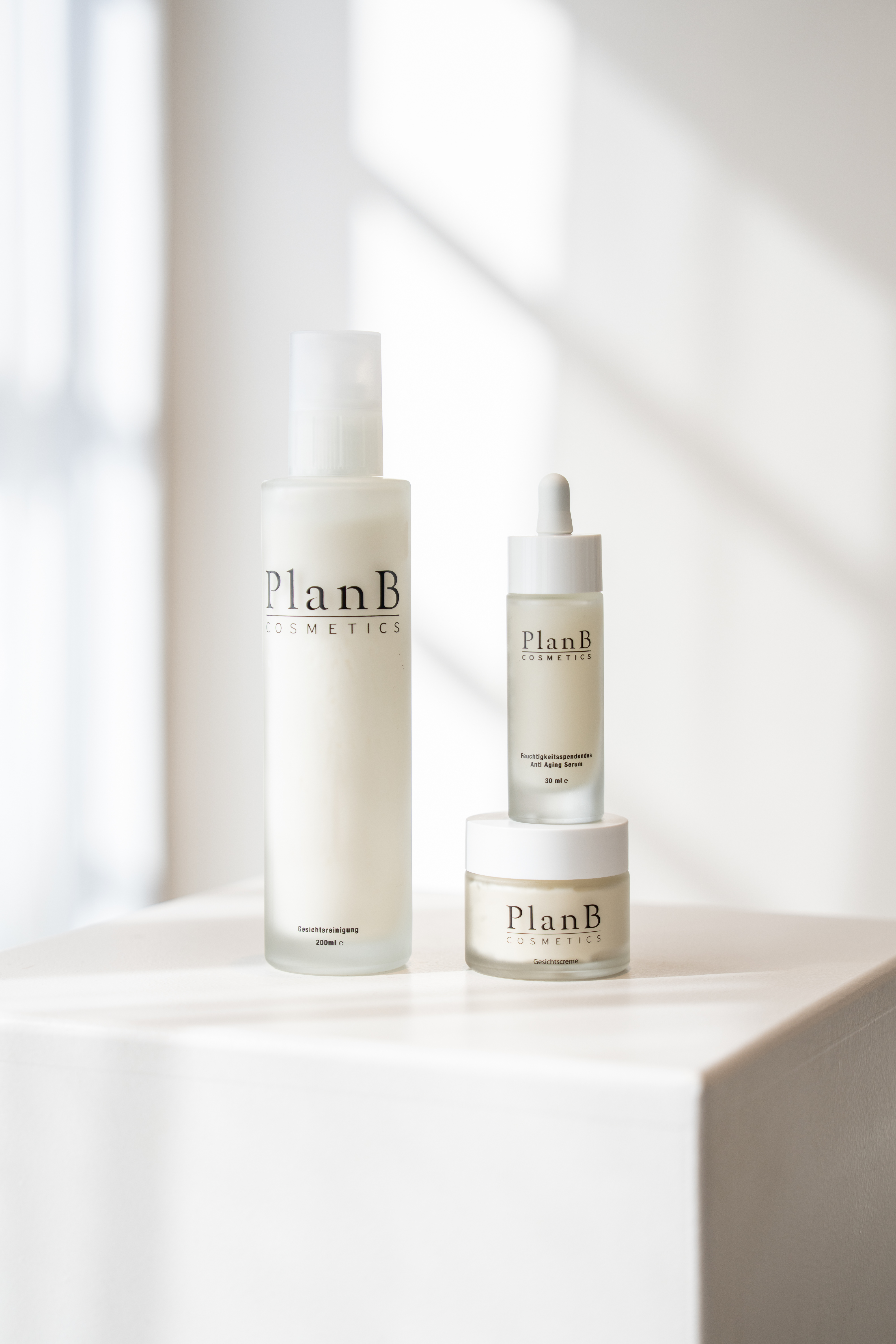 PLAN B COSMETICS GESICHTSREINIGUNG