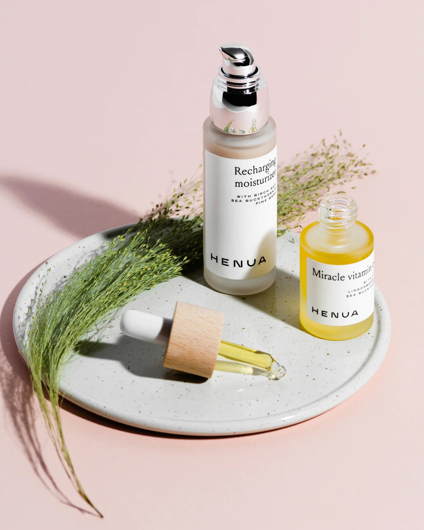 HENUA ORGANICS RECHARGING MOISTURIZER