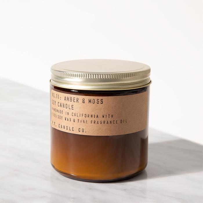 P.F. CANDLE & CO. NO.11 AMBER & MOSS