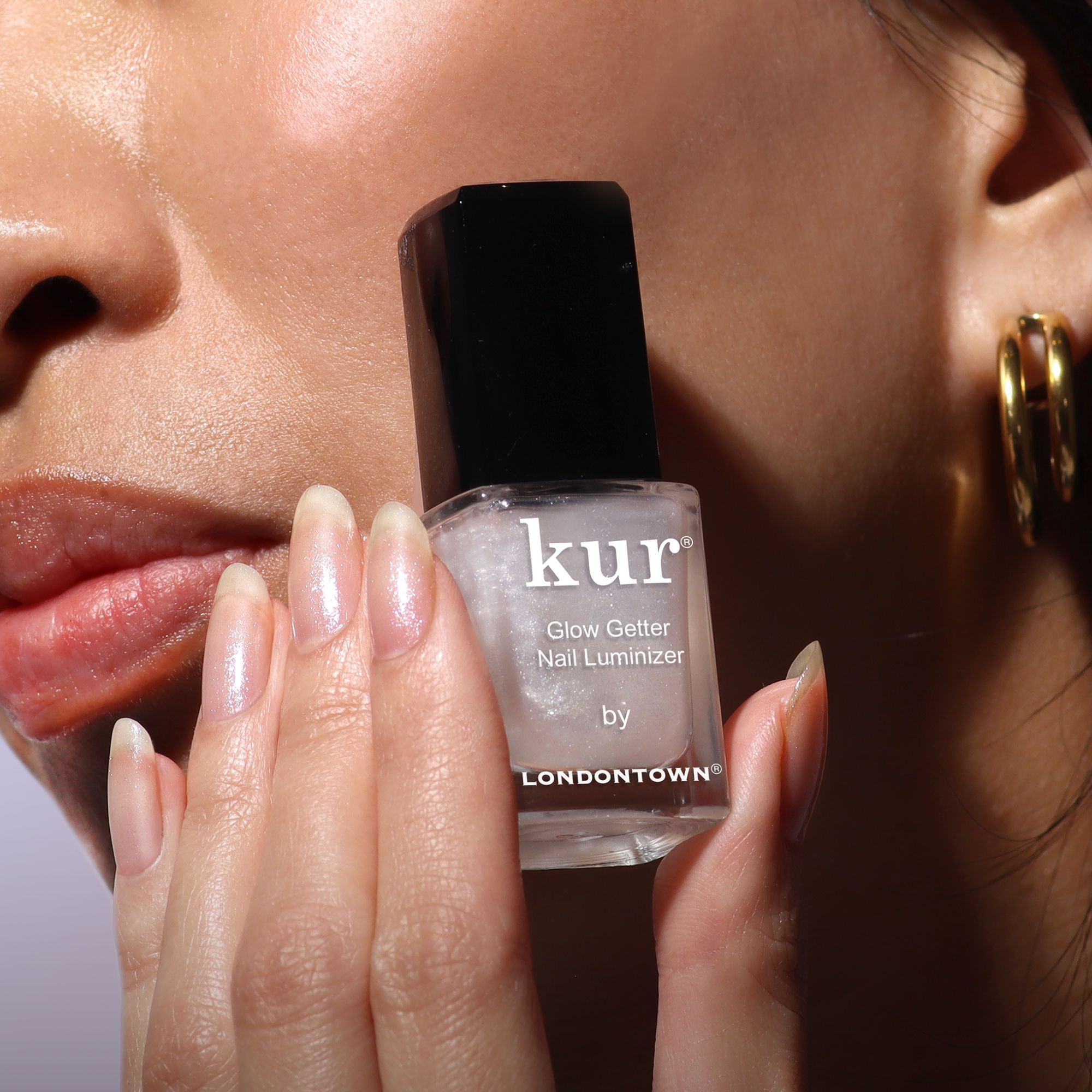 LONDONTOWN KUR GLOW GETTER NAIL LUMINIZER DIAMANTE